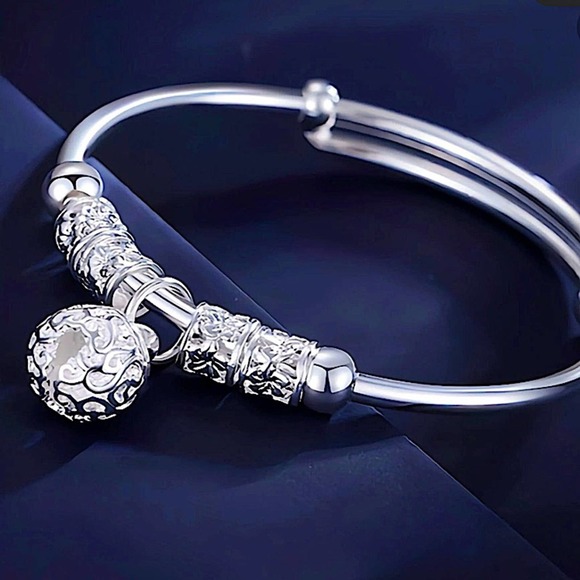 Boho Sterling Silver Resizable Ball Charm Bangle Bracelet - Picture 1 of 14